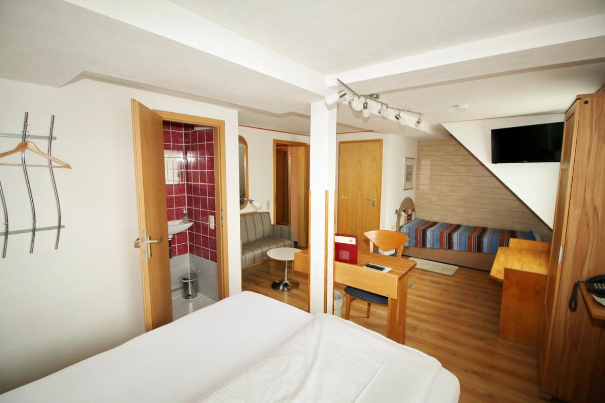 Hotel Venezia Тюбінген Екстер'єр фото